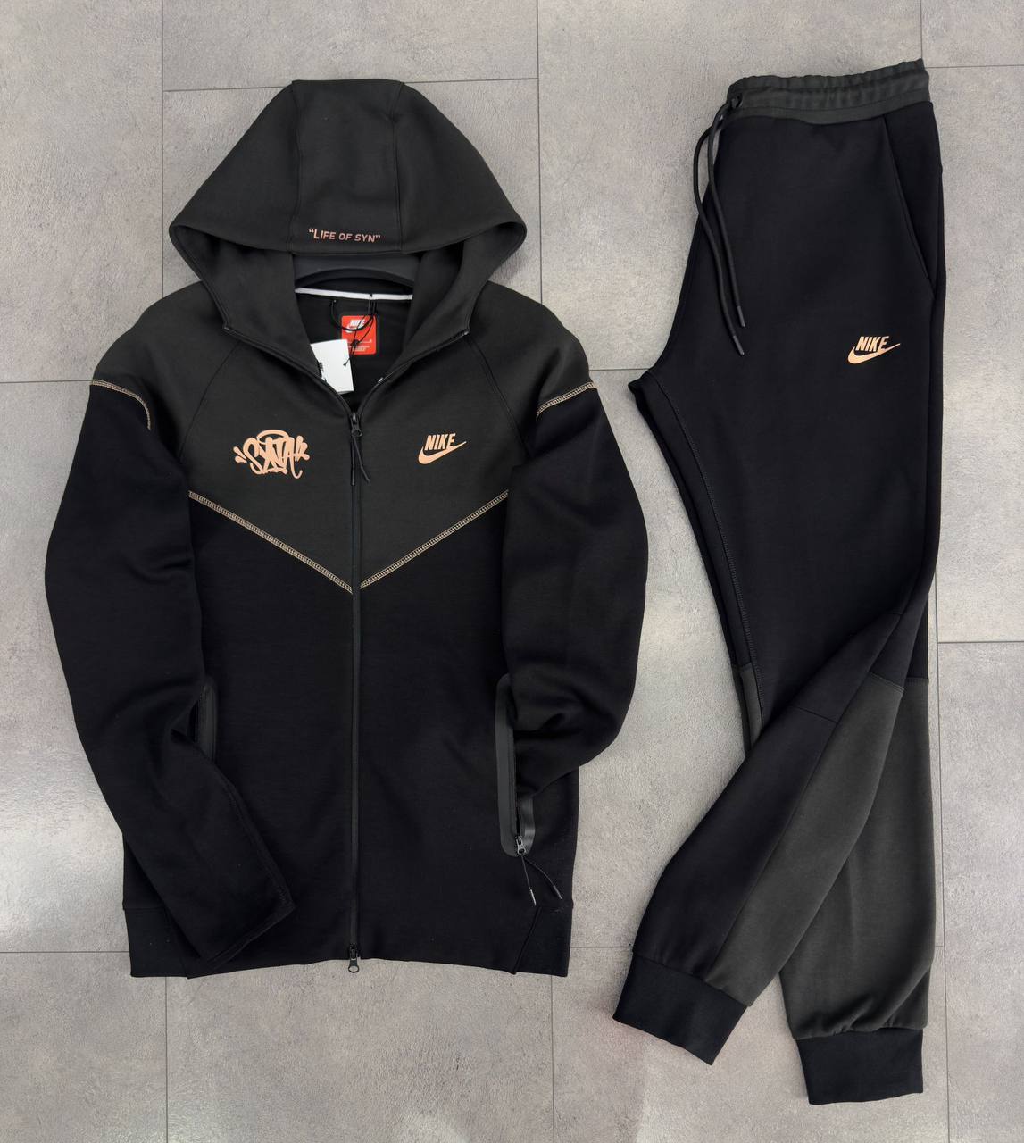 Tech fleece Syna