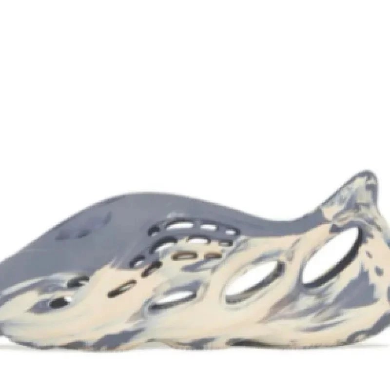 Yzy foam runner