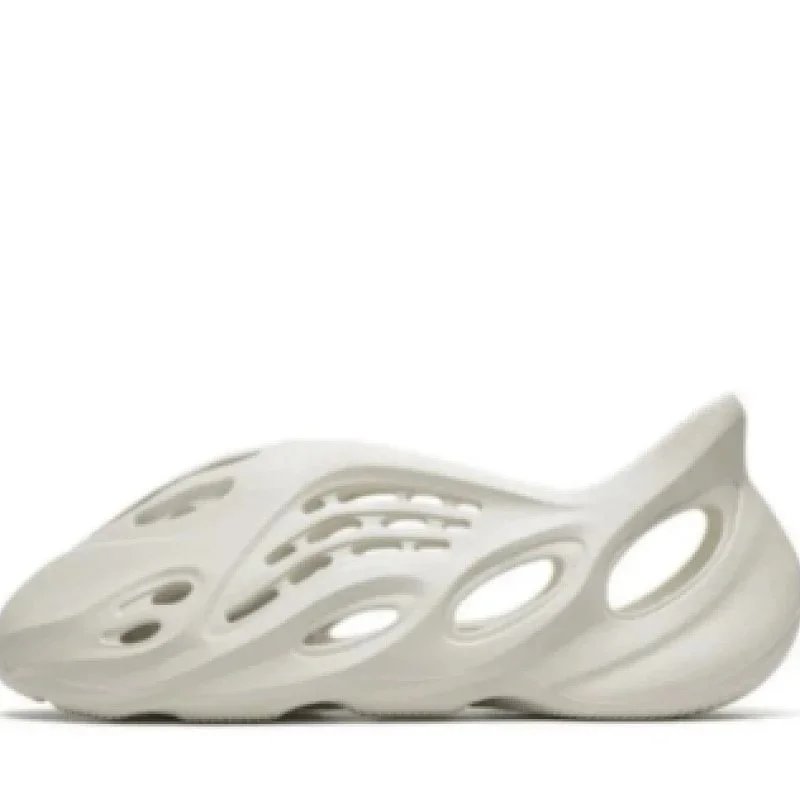 Yzy foam runner