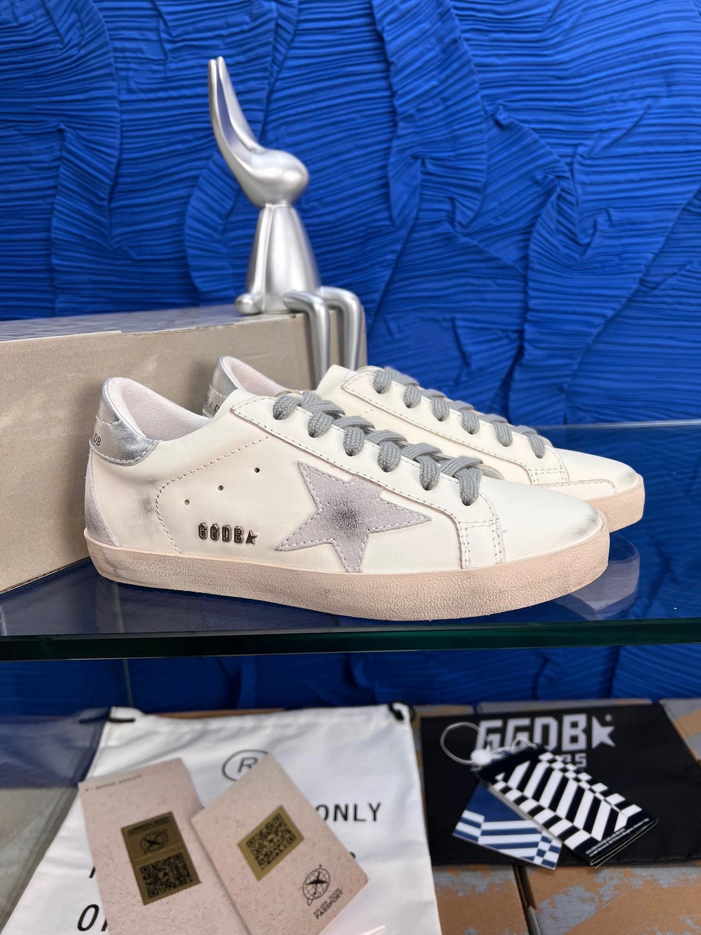 Golden goose