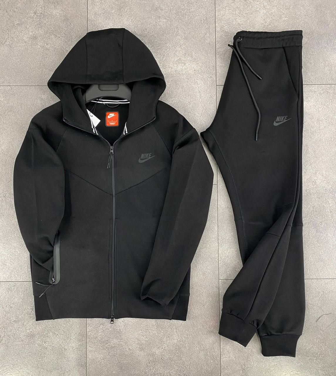 Tech fleece