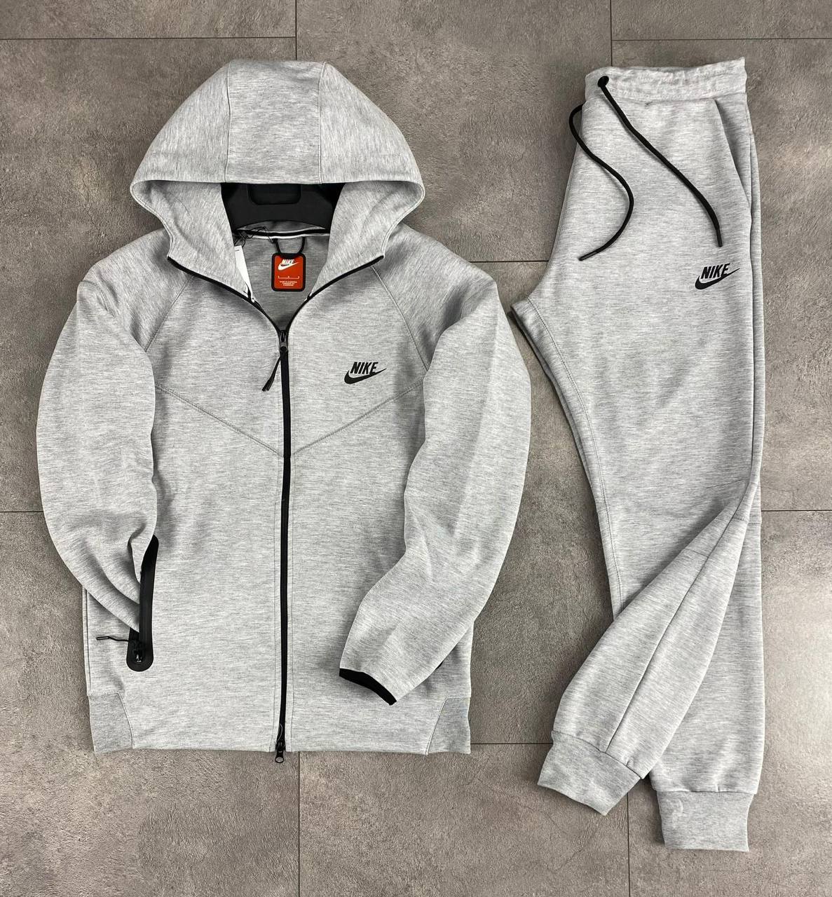 Tech fleece